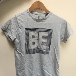 Blue short sleeves tee shirt